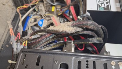 デスクトップPC 10年使用による動作遅延、SSD交換とWindows再インストール作業日誌