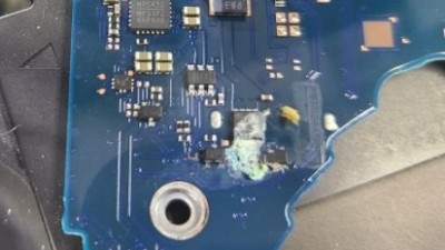 Samsung Galaxy Book NT950QCT 水没修理事例｜メインボード腐食・ケーブル損傷の実態
