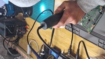 足立区竹ノ塚におけるNext Nineのメインボード修理工程