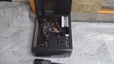 ハードディスク不良による交換作業記録（Windowsインストール不可対応）